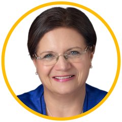 Profile photo of Carolyn Parry FRSA FHEA FCDI RCDP